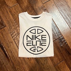 Nike Elite T-Shirt